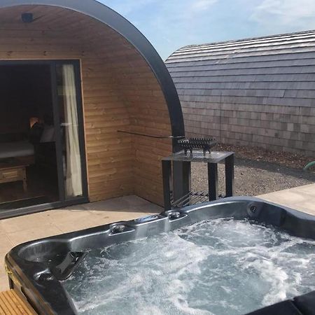 Superior Glamping Pod With Hot Tub Hotel Frodsham Exterior foto